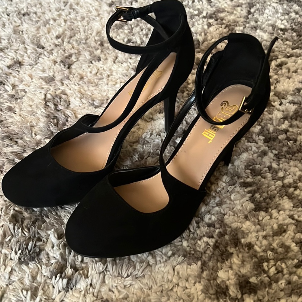Black Heels🖤🖤